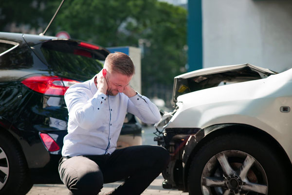 Auto Injury Relief at Shutt Chiropractic Center Auto Injury Relief at Shutt Chiropractic Center